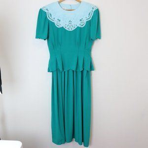 Kathie Lee Plaza South Vintage Embroidered Bib Collar Green Blue Blouson Dress